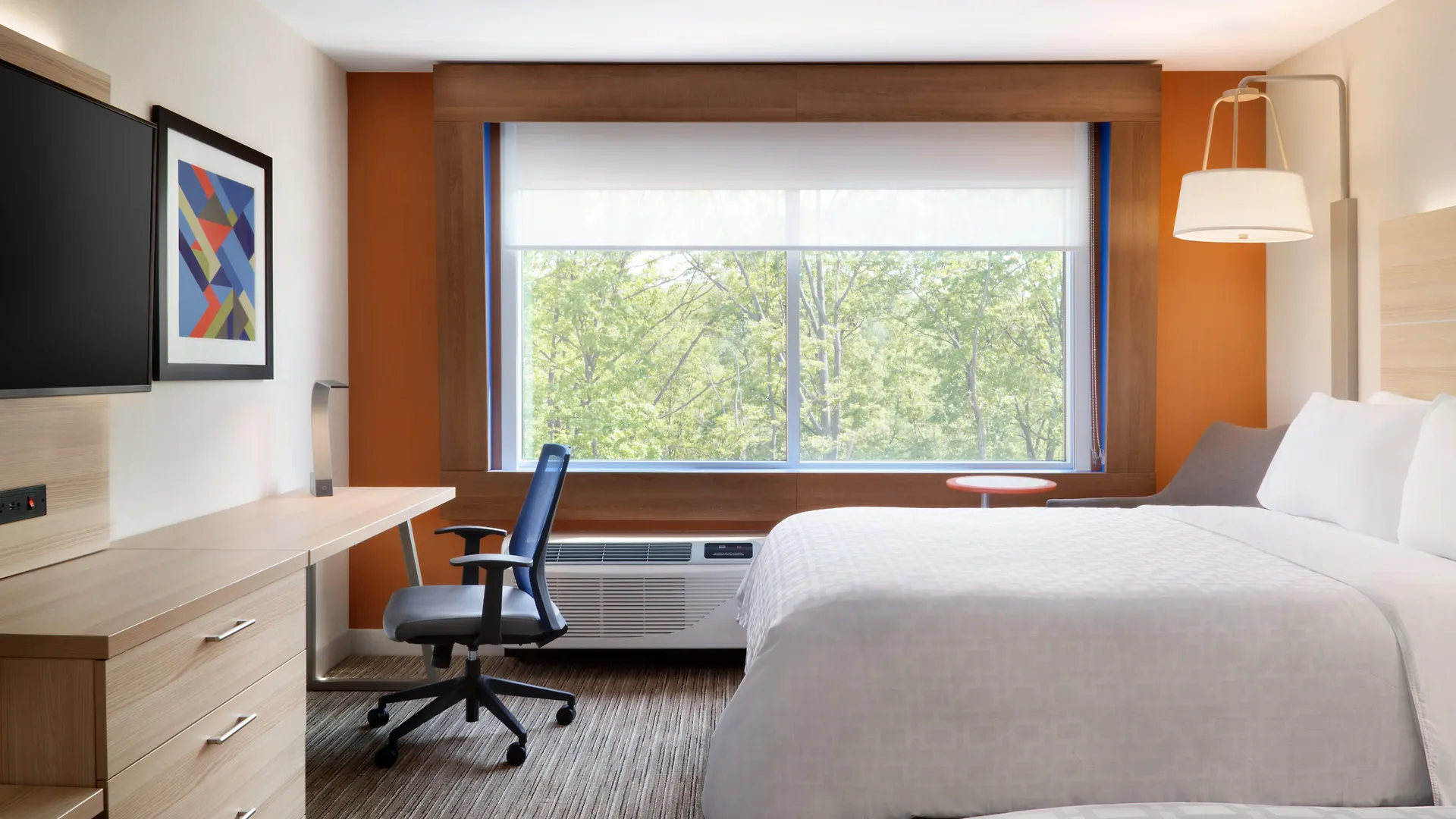 Holiday Inn Express & Suites - Savannah W - Chatham Parkway By Ihg Hotel